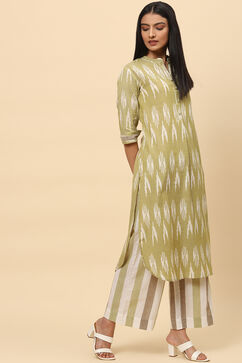 Clay Mint Cotton Straight Fusion Printed Kurta Set image number 5