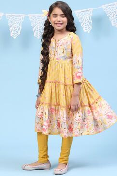 Yellow Rayon Flared Printed Kurta Set image number 5