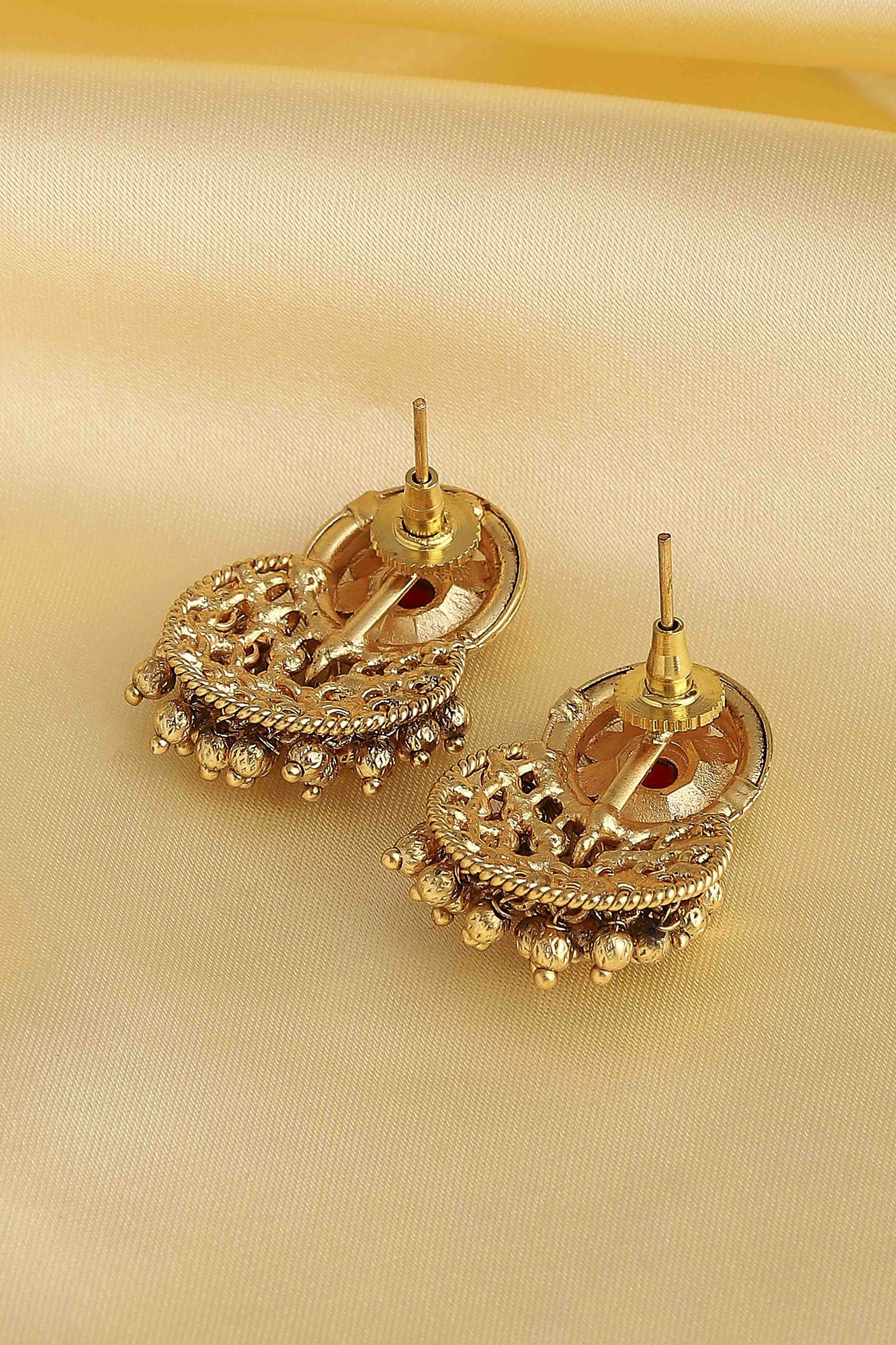 Red Gold Plated Alloy Floral Studded Drop Earrings image number 2