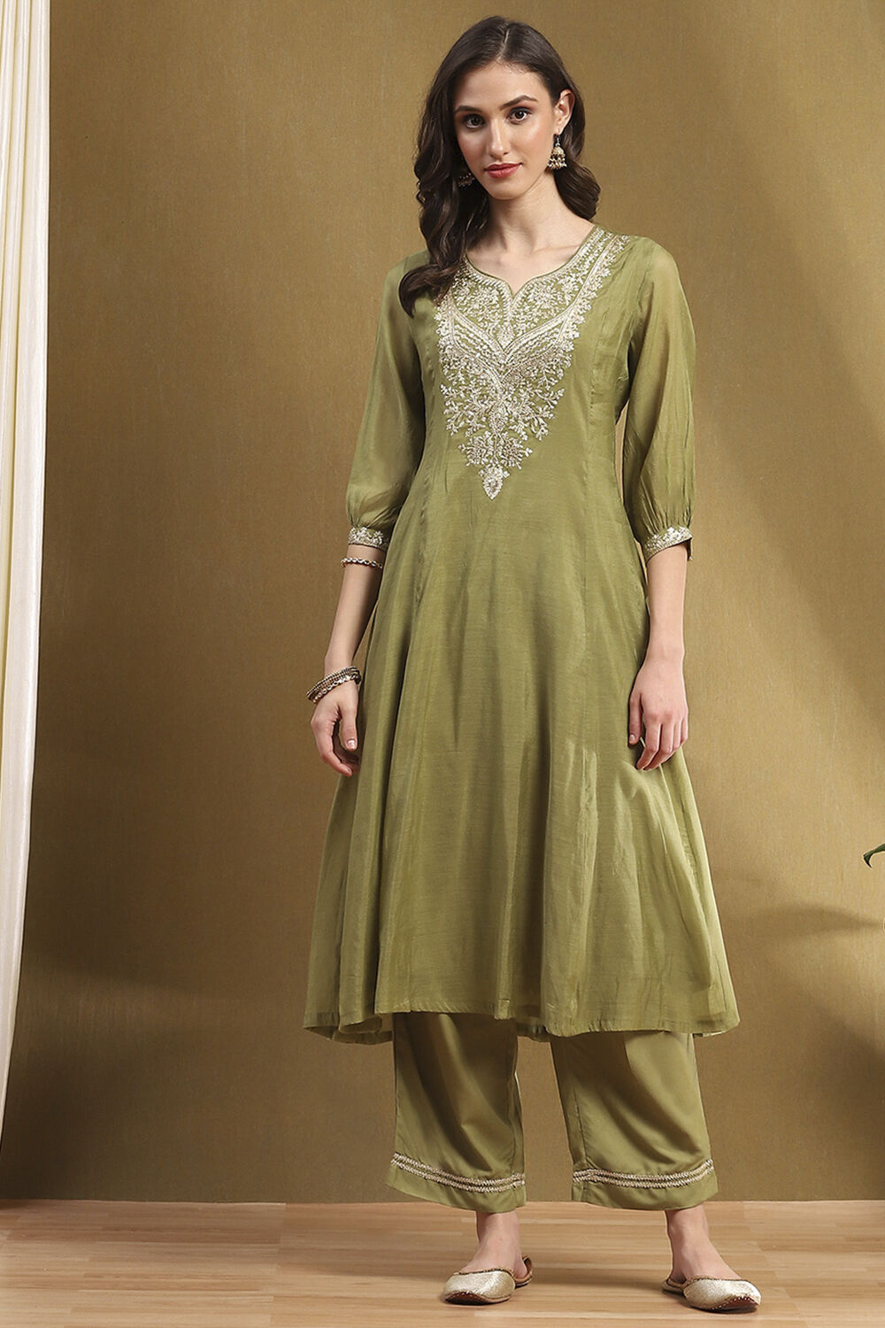 Green Embroidered Festive Kalidar Suit Set image number 6