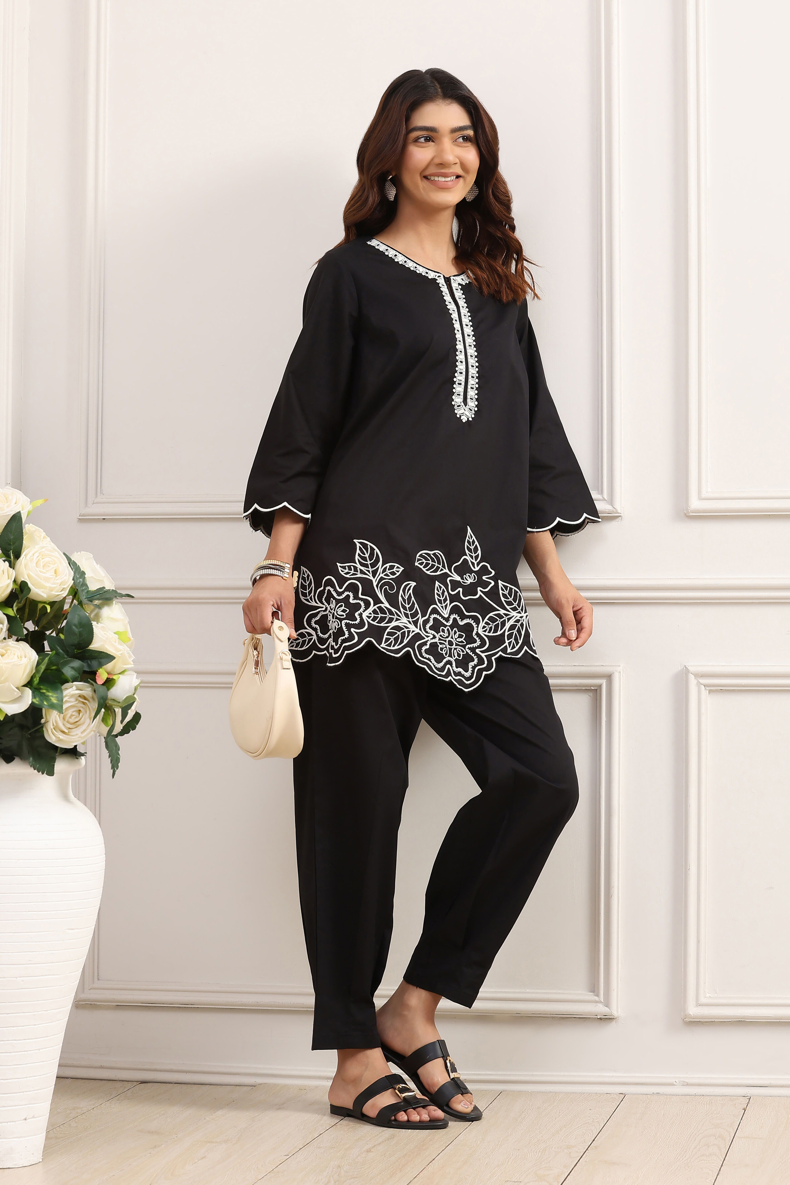 Black Cotton Straight Suit Set image number 0