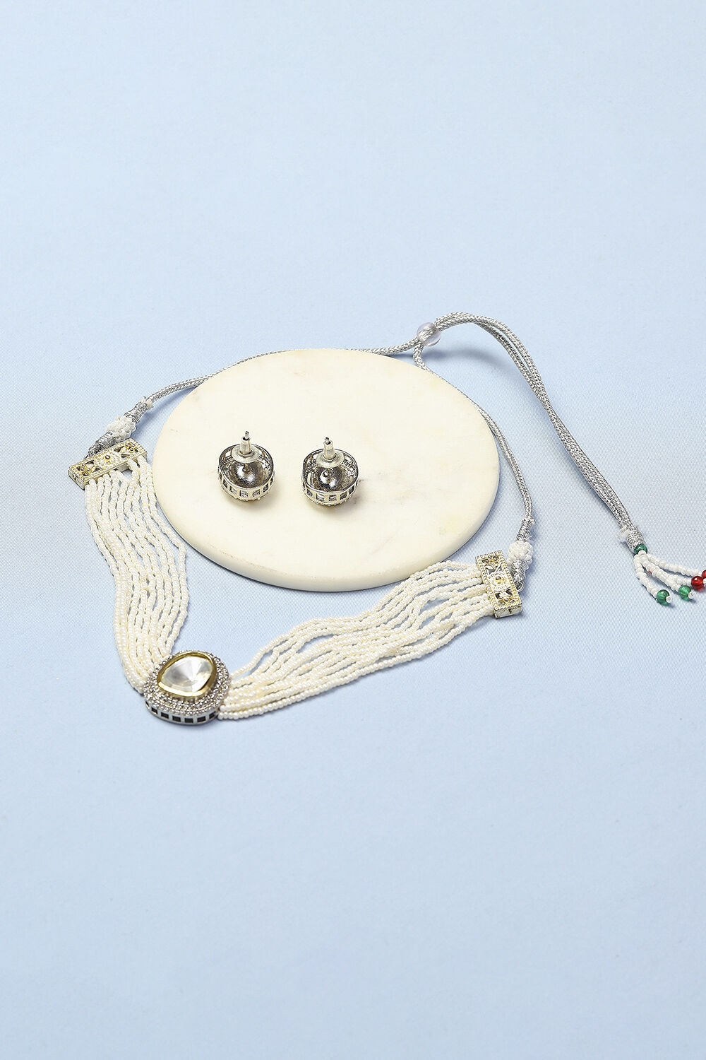 White Choker Festive Set image number 2