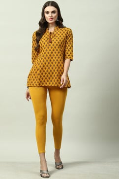 Ochre Solid Knitted Leggings image number 5