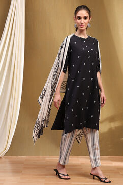 Black Cotton Yard Dyed Straight Suit Set image number 5