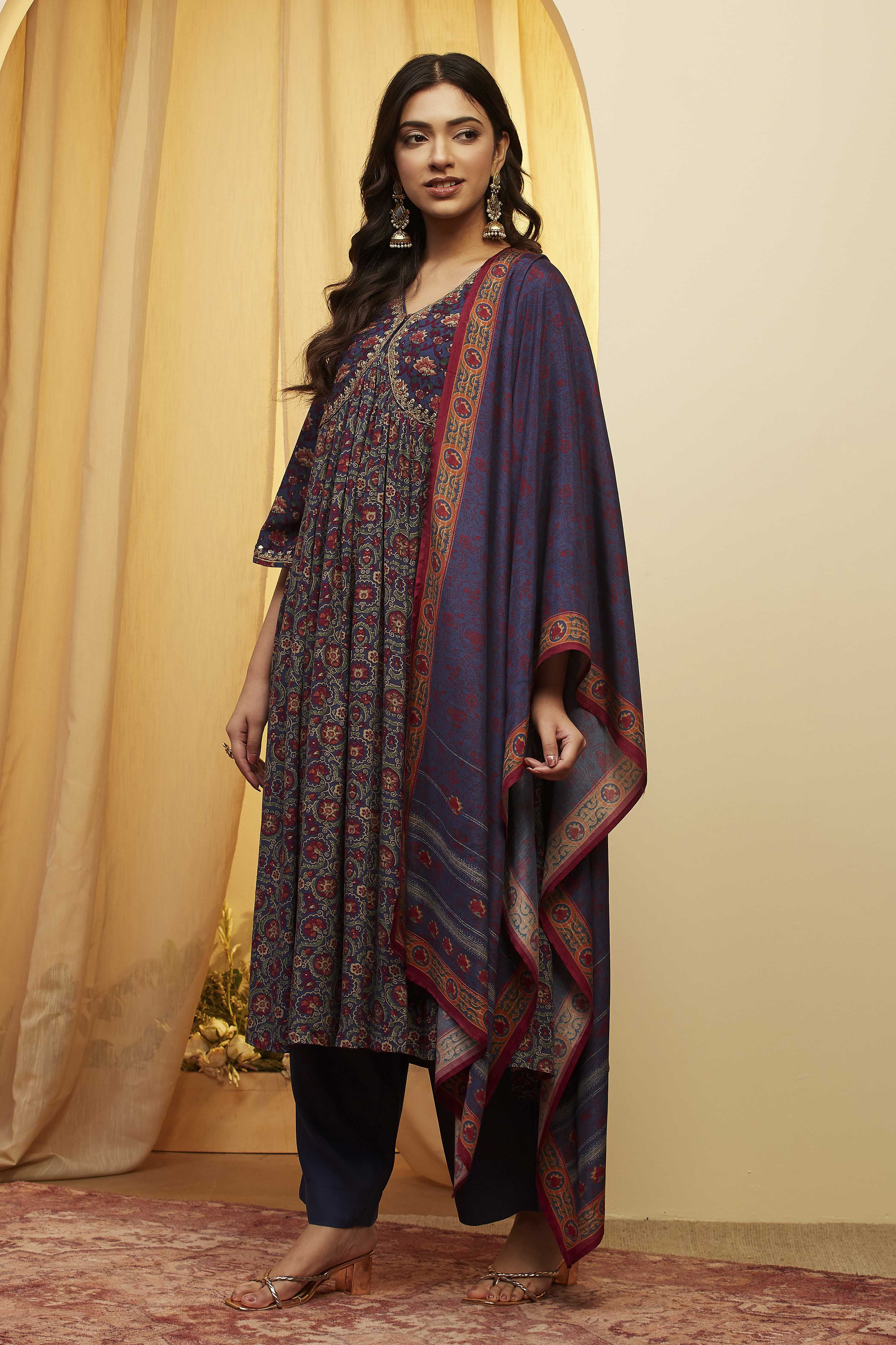 Blue Viscose Rayon Gathered Suit Set image number 3