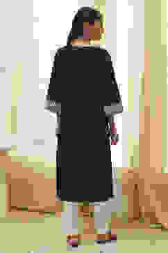 Black Pure Cotton Embroidered Straight Kurta image number 3