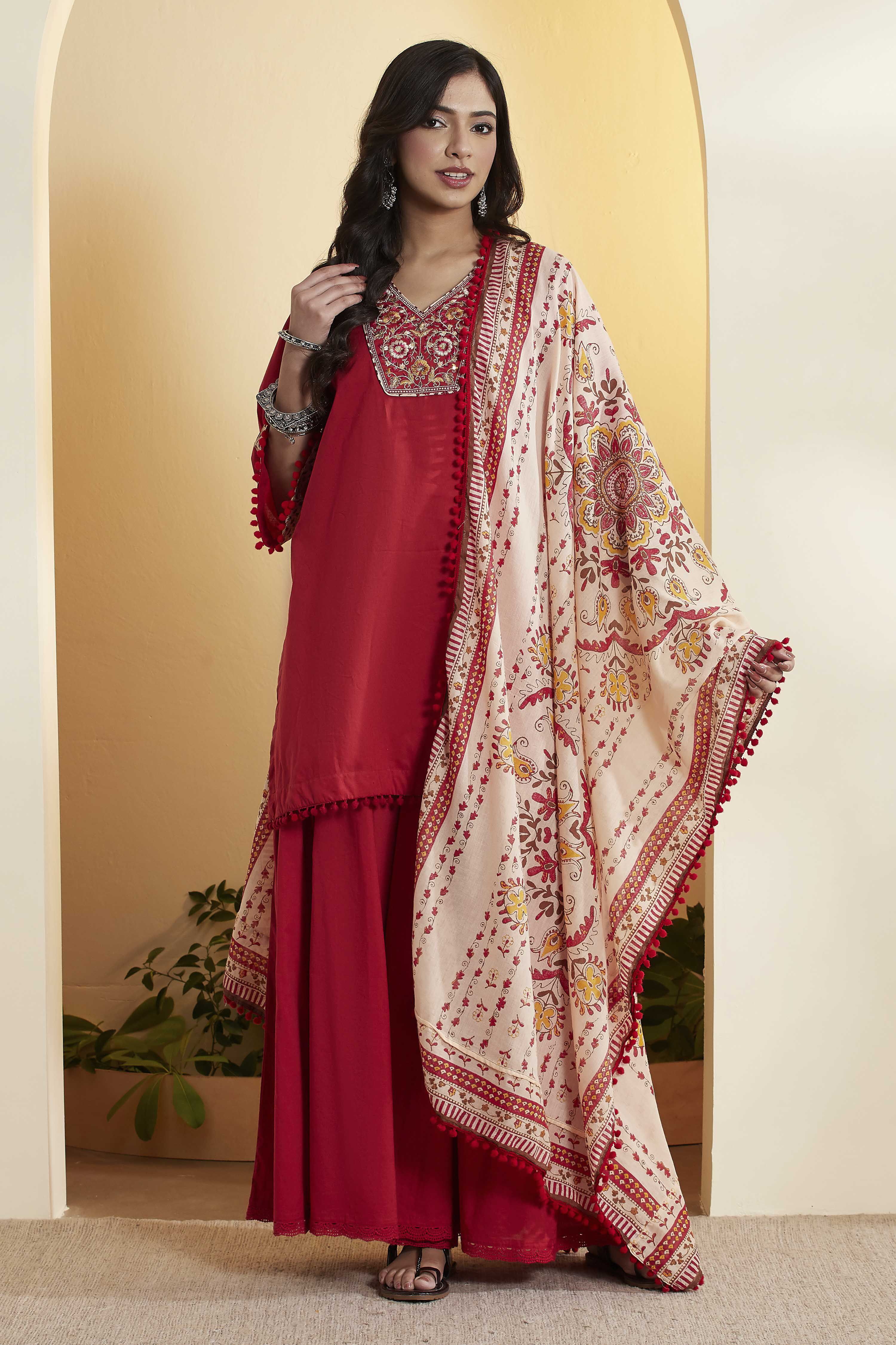 Red Cotton Straight Suit Set image number 6