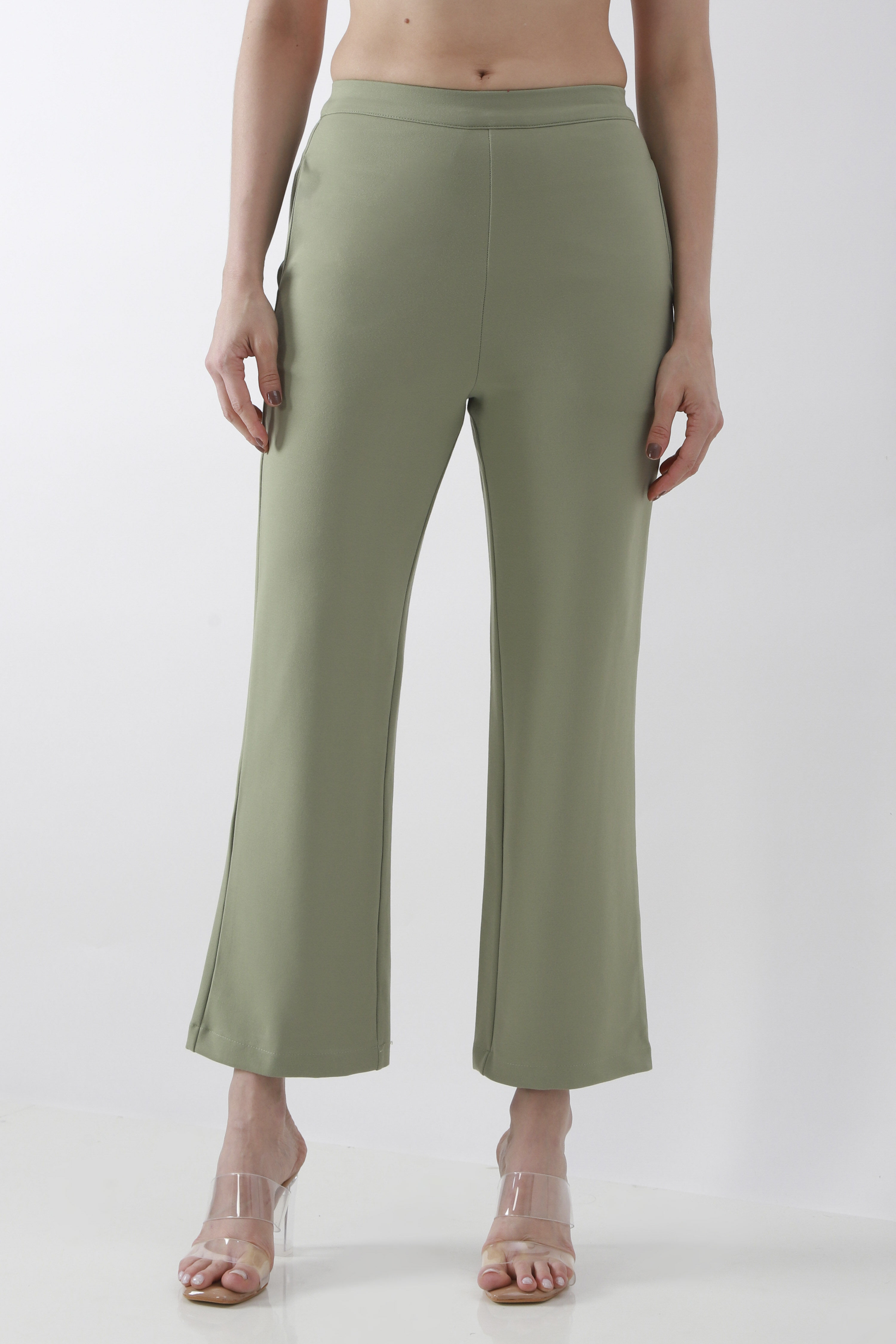 White Solid Wide Leg Pants image number 4