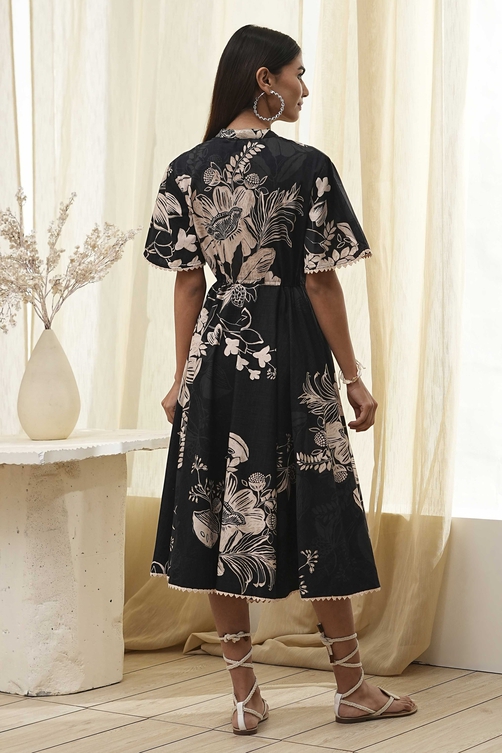 Black Cotton Floral Flared Dress image number 3