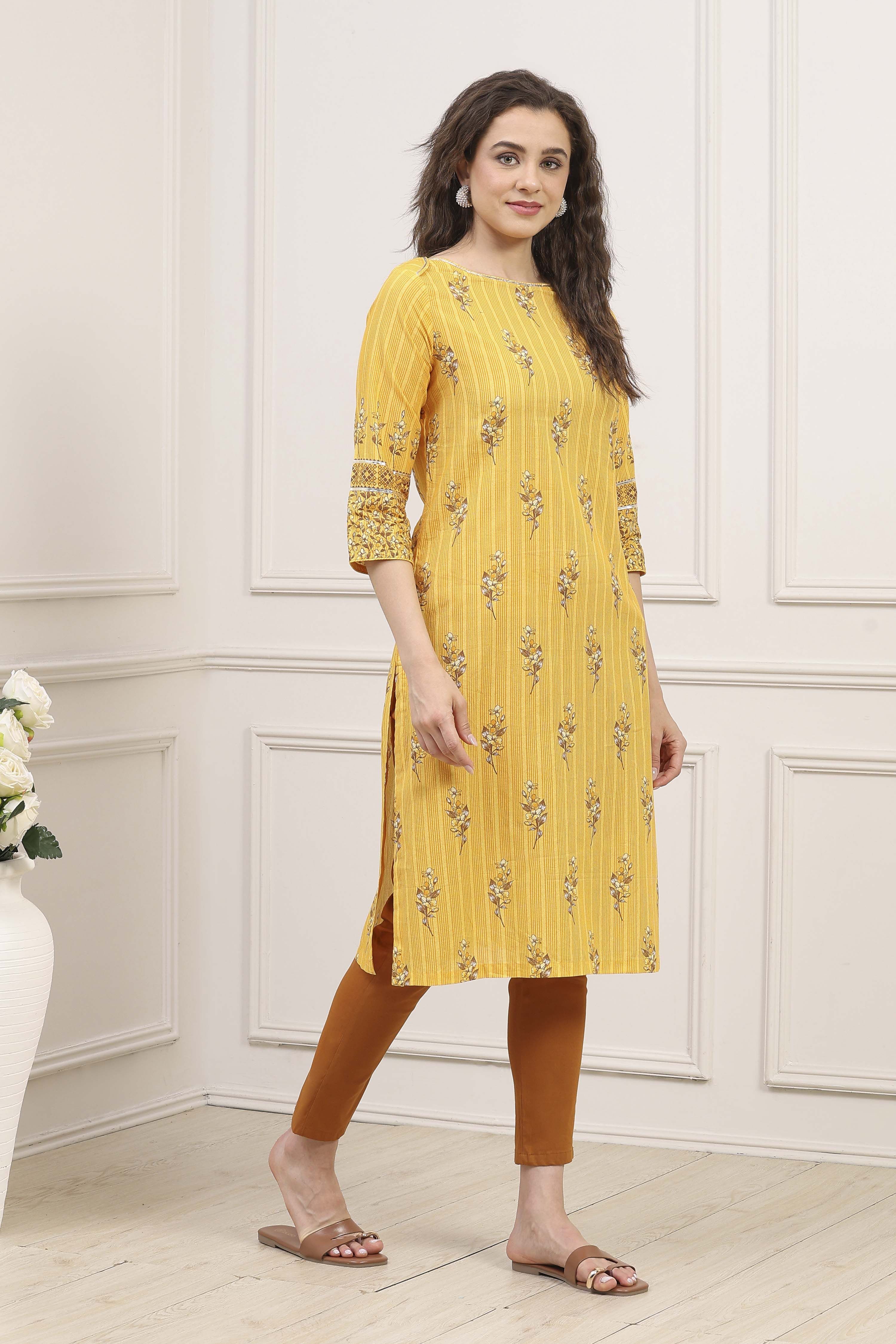 Yellow Cotton Straight Printed Kurta image number 4