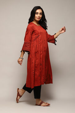 Burnt Orange Poly Cotton Flared Yarndyed Kurta image number 3