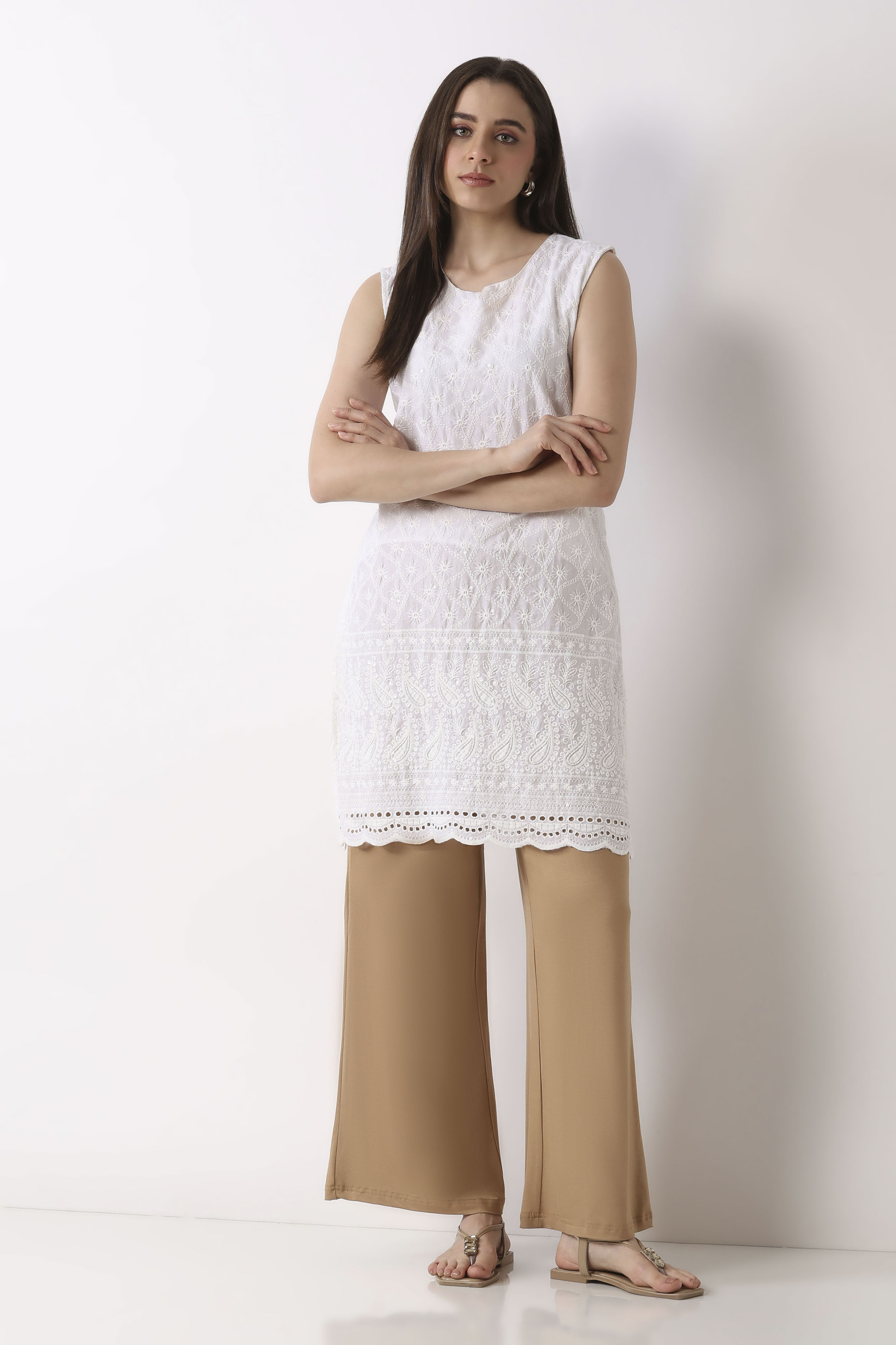 Black Viscose Lycra Relaxed Palazzos image number 6