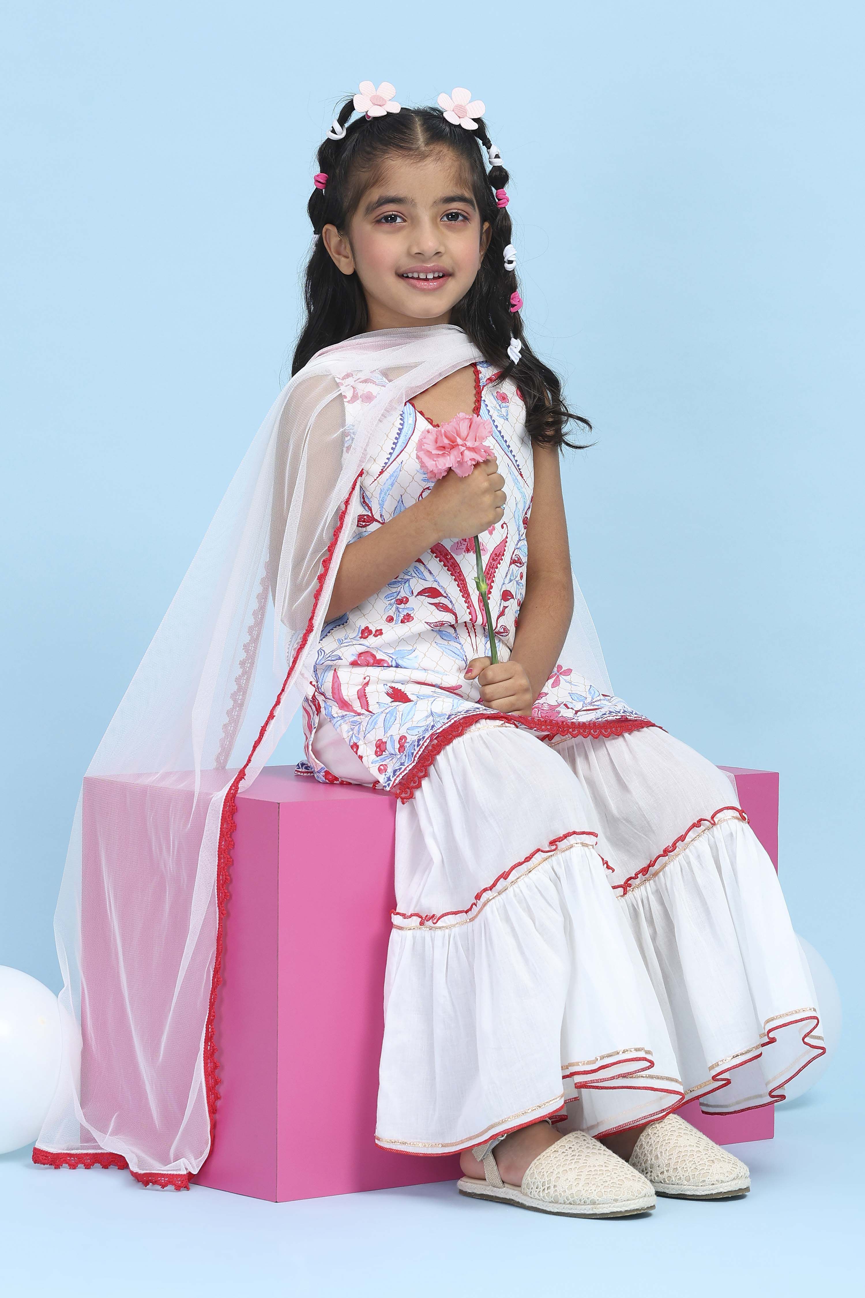 White Cotton Printed Straight Garara Suit Set image number 0