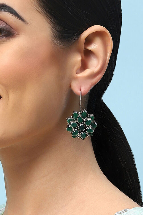 Oxidised Green Brass Earrings image number 1