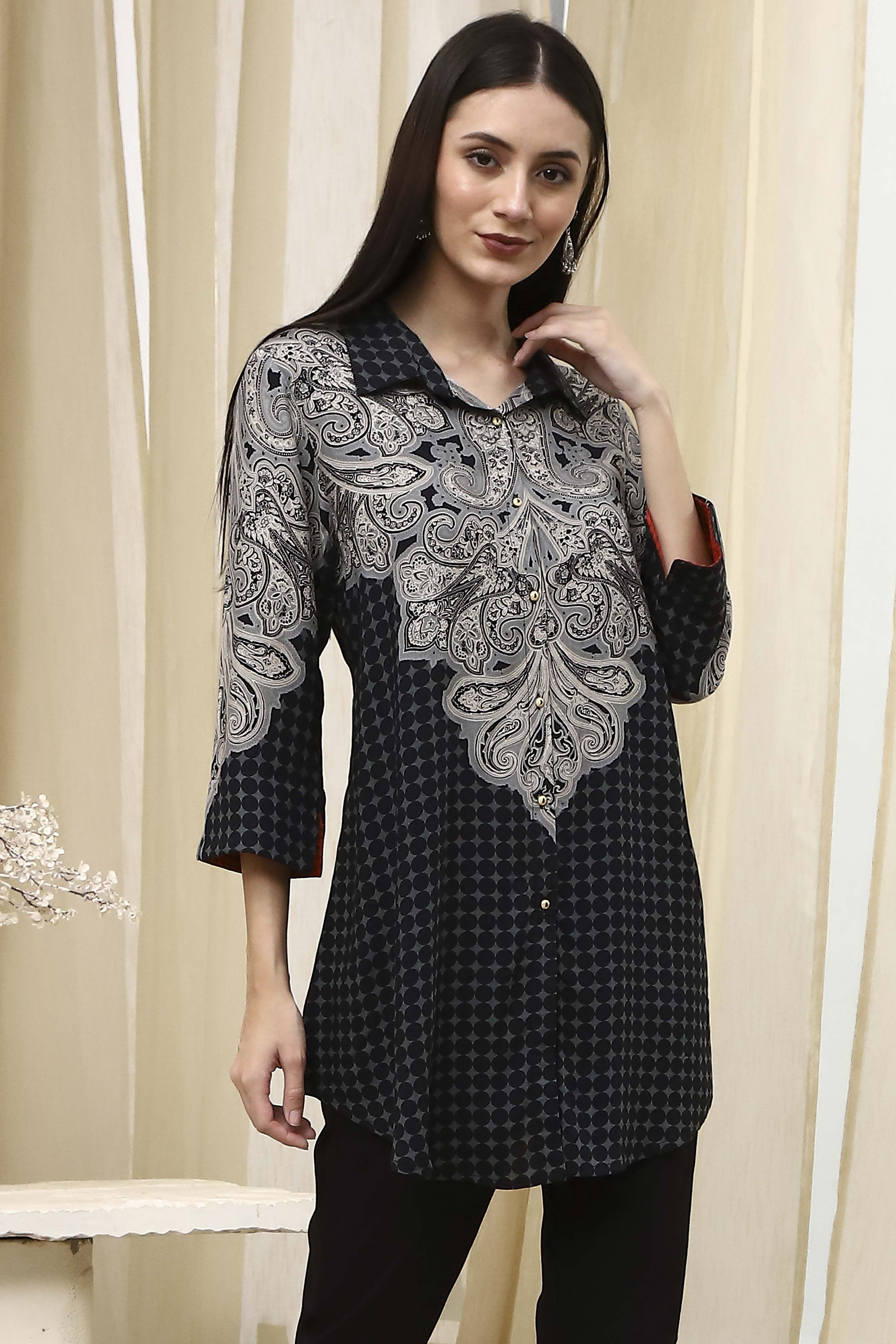 Black Printed Shirt-Style Straight Short Kurta image number 4