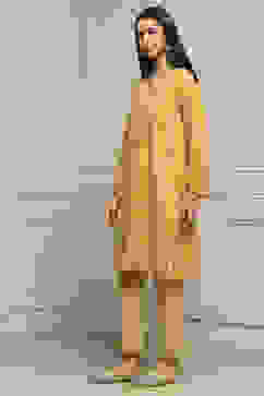 Yellow Rayon Straight Printed Kurta image number 2