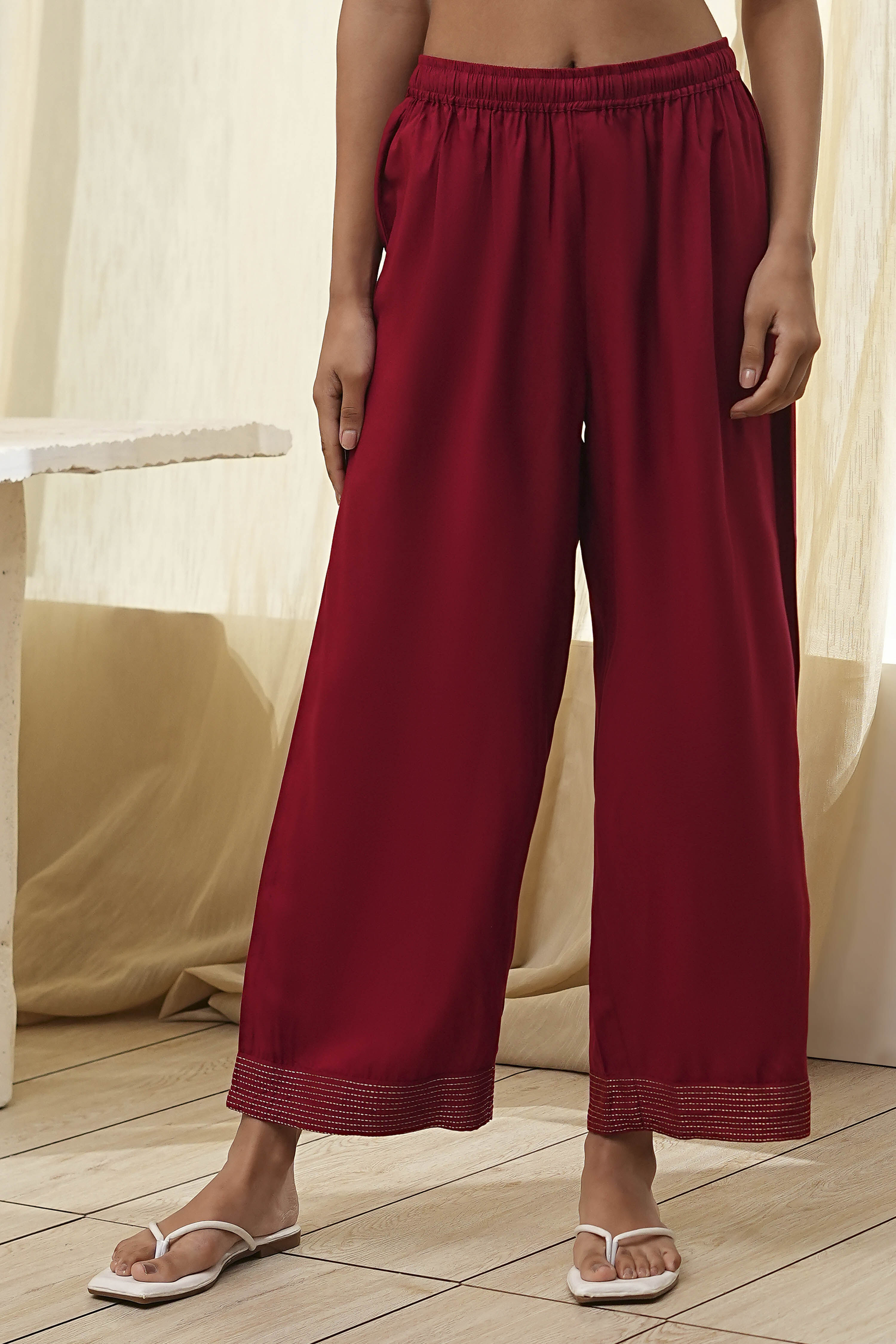 Red Solid Straight Palazzos image number 4