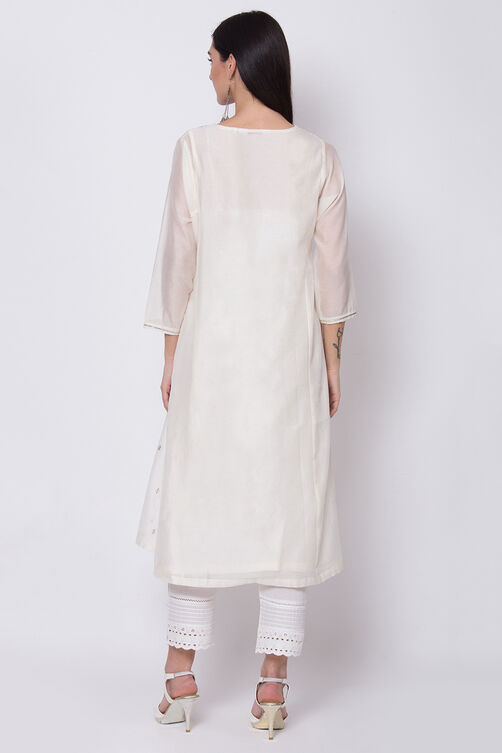 Yellow Poly Cotton A-Line Embroidered Kurta image number 5
