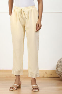 Cream-coloured Solid Mid-Rise Regular Fit Palazzo image number 4