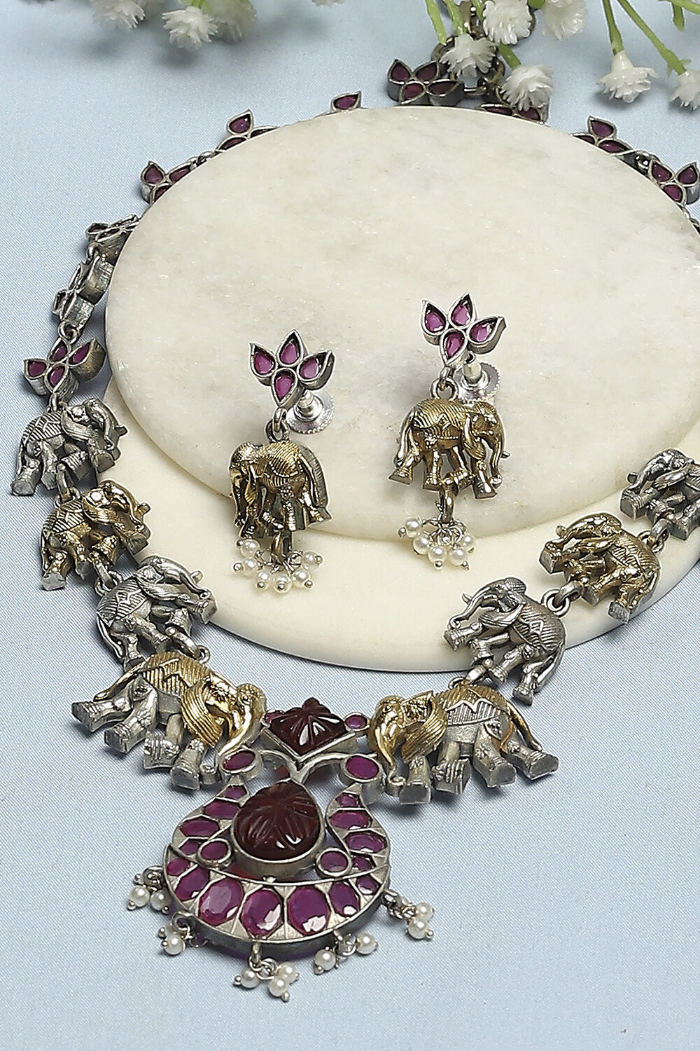 Maroon Brass Set image number 4