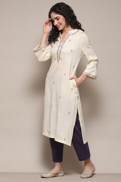 Cream Daffodil Straight Yarndyed Kurta image number 2