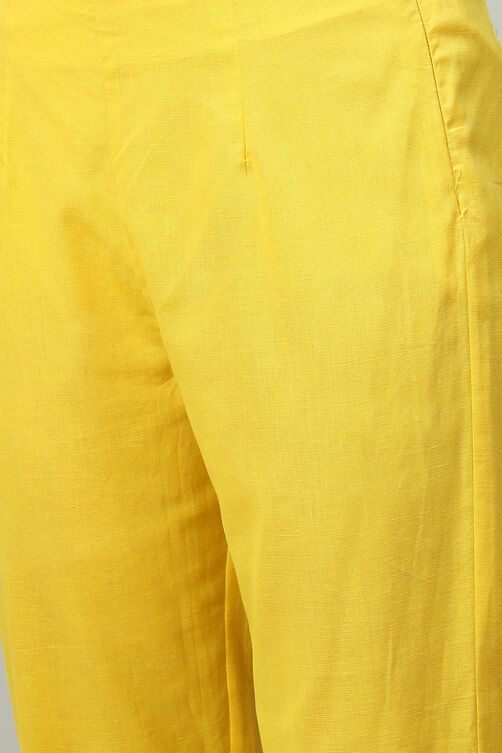 Yellow Cotton Straight Kurta Slim Pant Suit Set image number 2