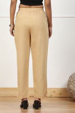 Beige Solid Mid-Rise Regular Pants image number 5