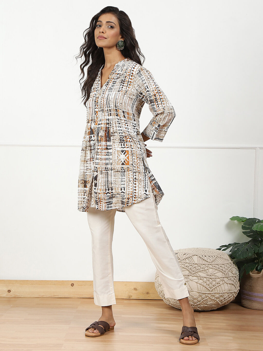 Dark Red Poly Viscose Slim Yarndyed Pants image number 0