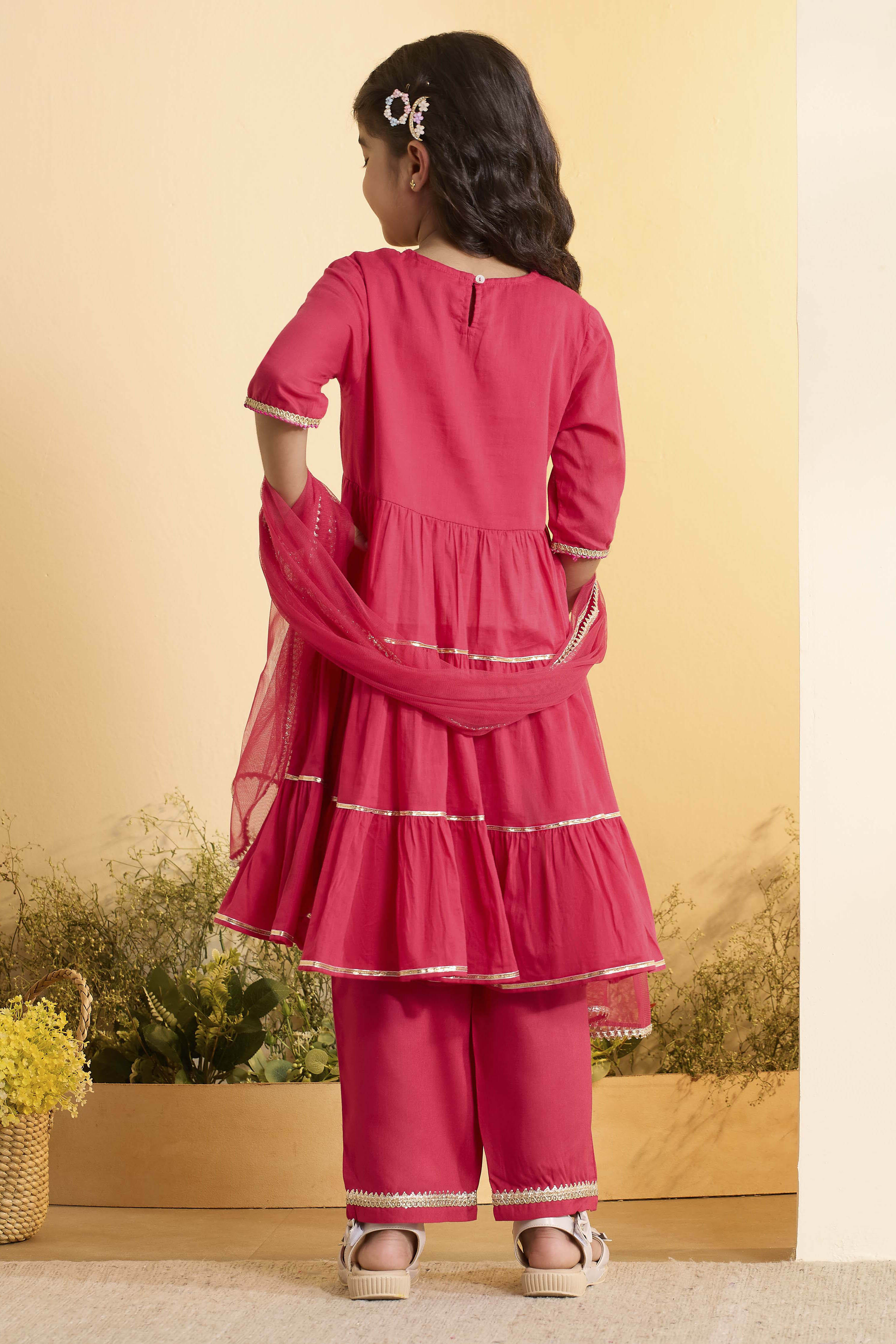 Red Cotton Floral Tiered Kurta Set image number 4