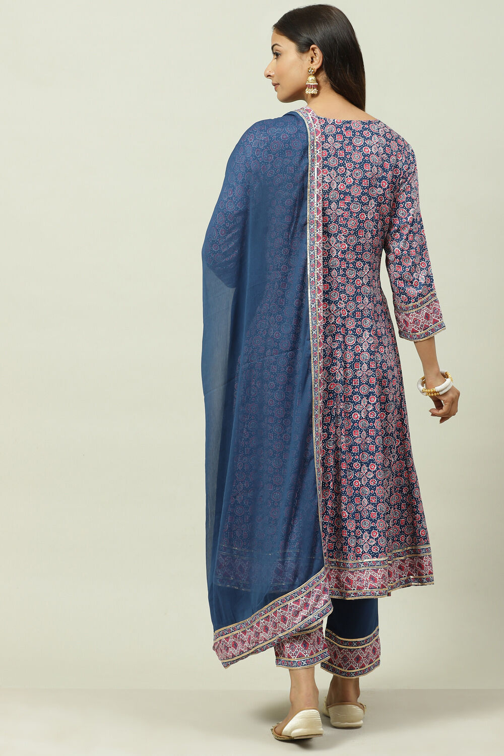 Indigo LIVA Straight Kurta Pant Suit Set image number 4