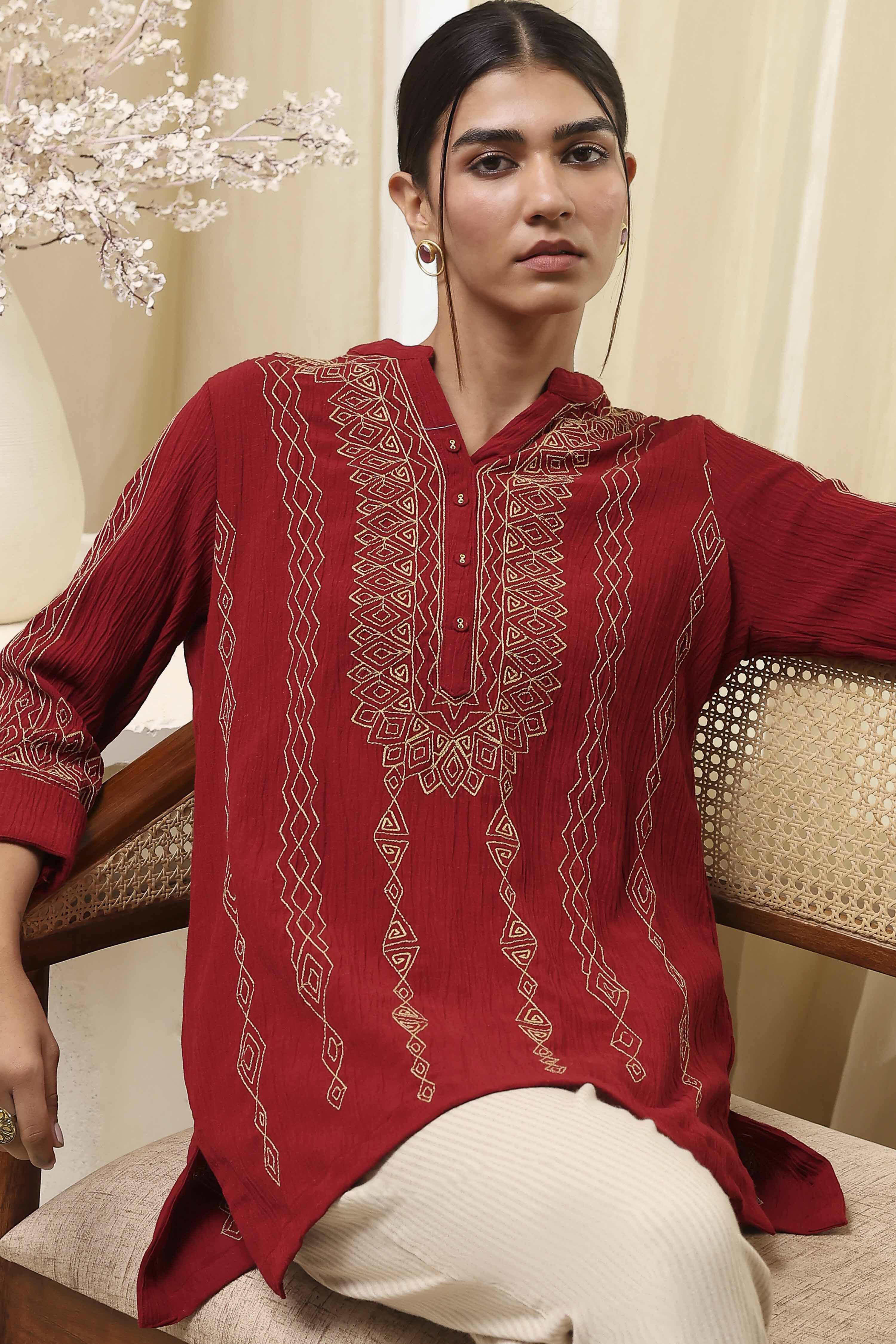 Red Embroidered Straight Short Kurta image number 0