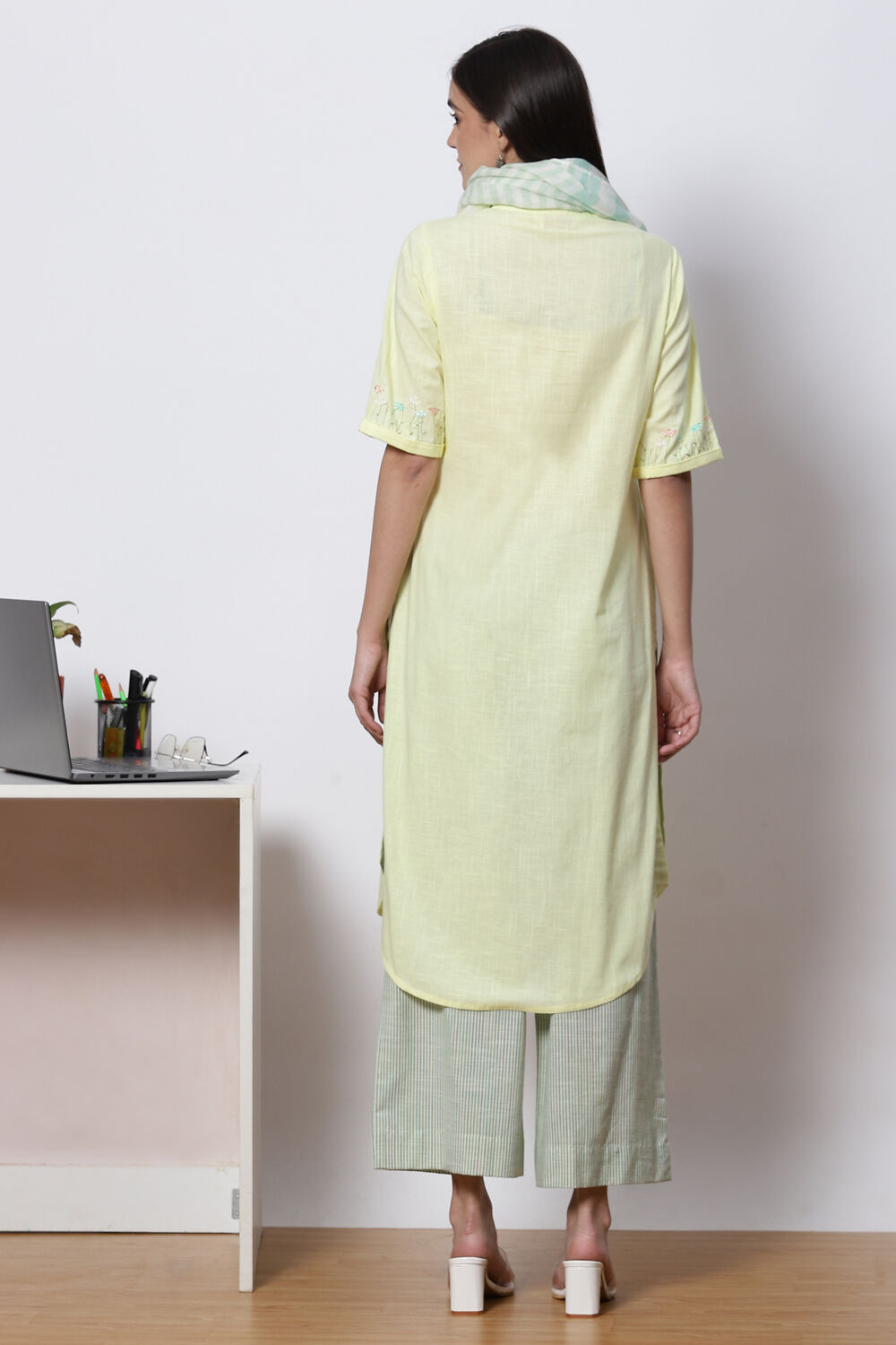 Lemon and Mint Cotton Fusion Wear Set image number 4