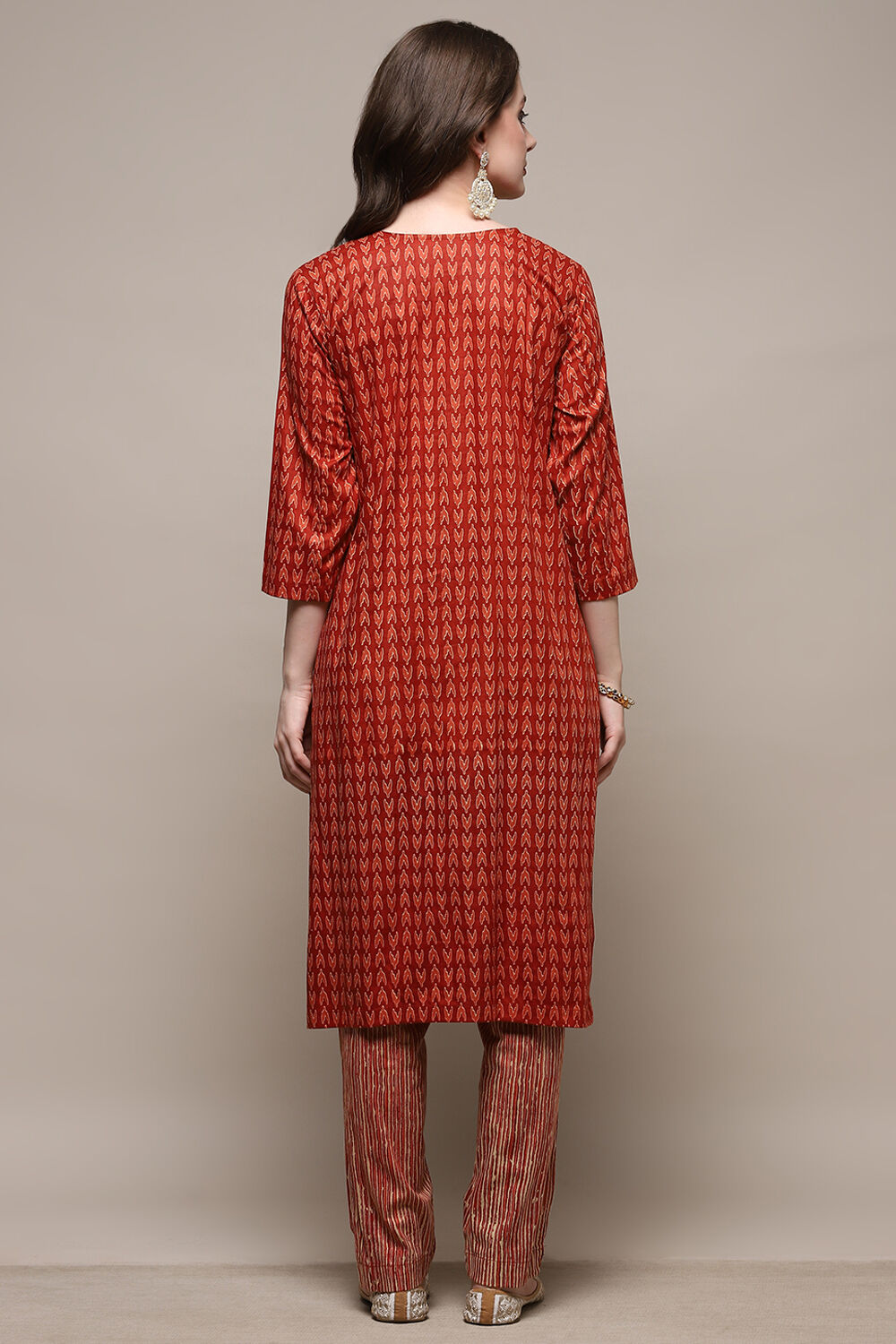 Green Cotton Screen Printed Unstitched Suit Set image number 6