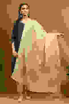 Gold Polyester Dupatta image number 4