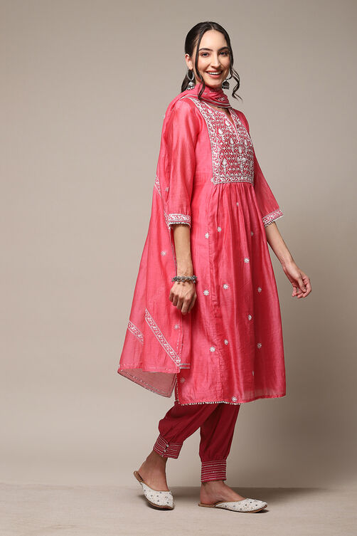 Bright Pink Cotton Blend Layered Kurta Salwar Suit Set image number 7