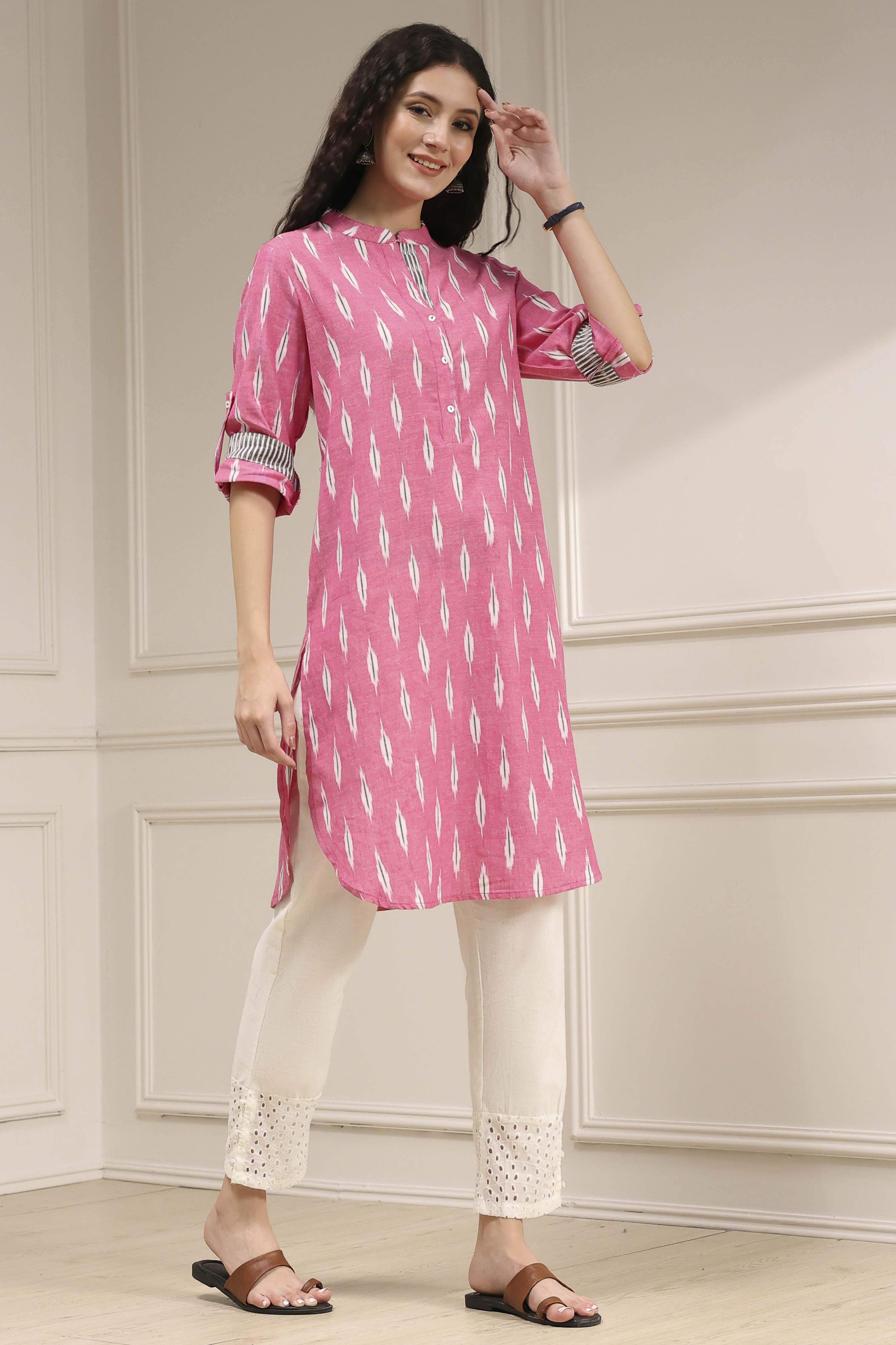 Pink Cotton Ikat Straight Kurta image number 4