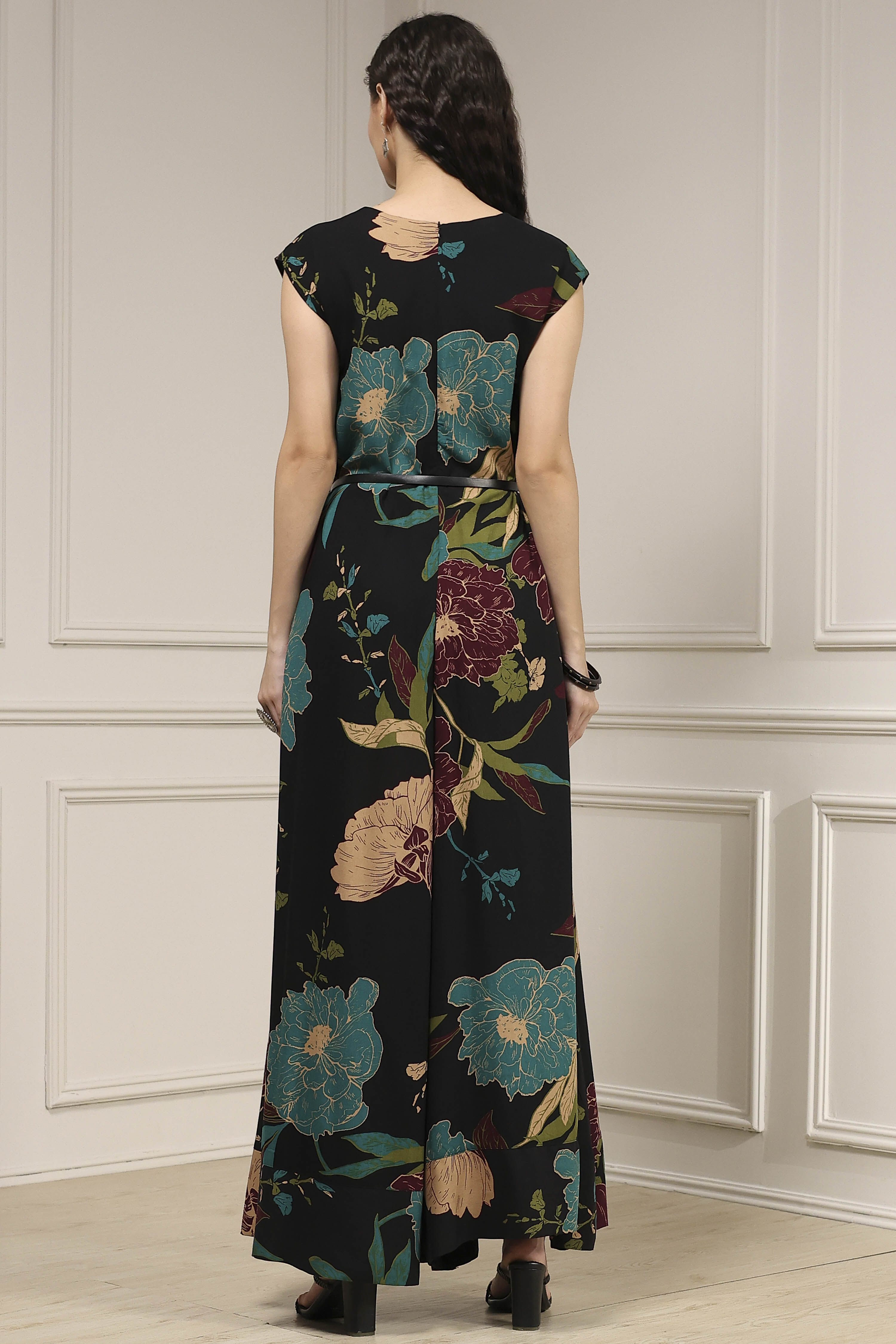Black Floral Printed Straight Jumpsuit image number 3