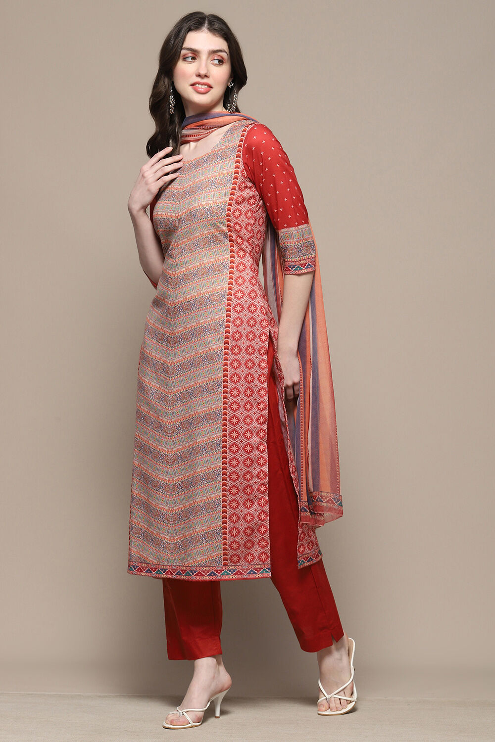 Red Cotton Blend Digital Print Unstitched Suit Set image number 5