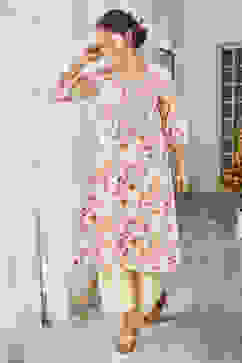 Beige & Pink Cotton Floral Printed Straight Kurta image number 2