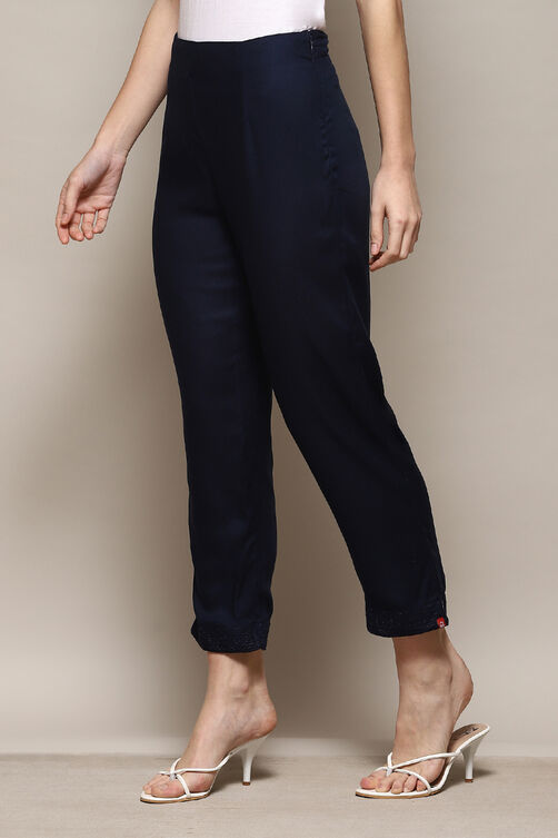 Navy Viscose Slim Solid Pants image number 2