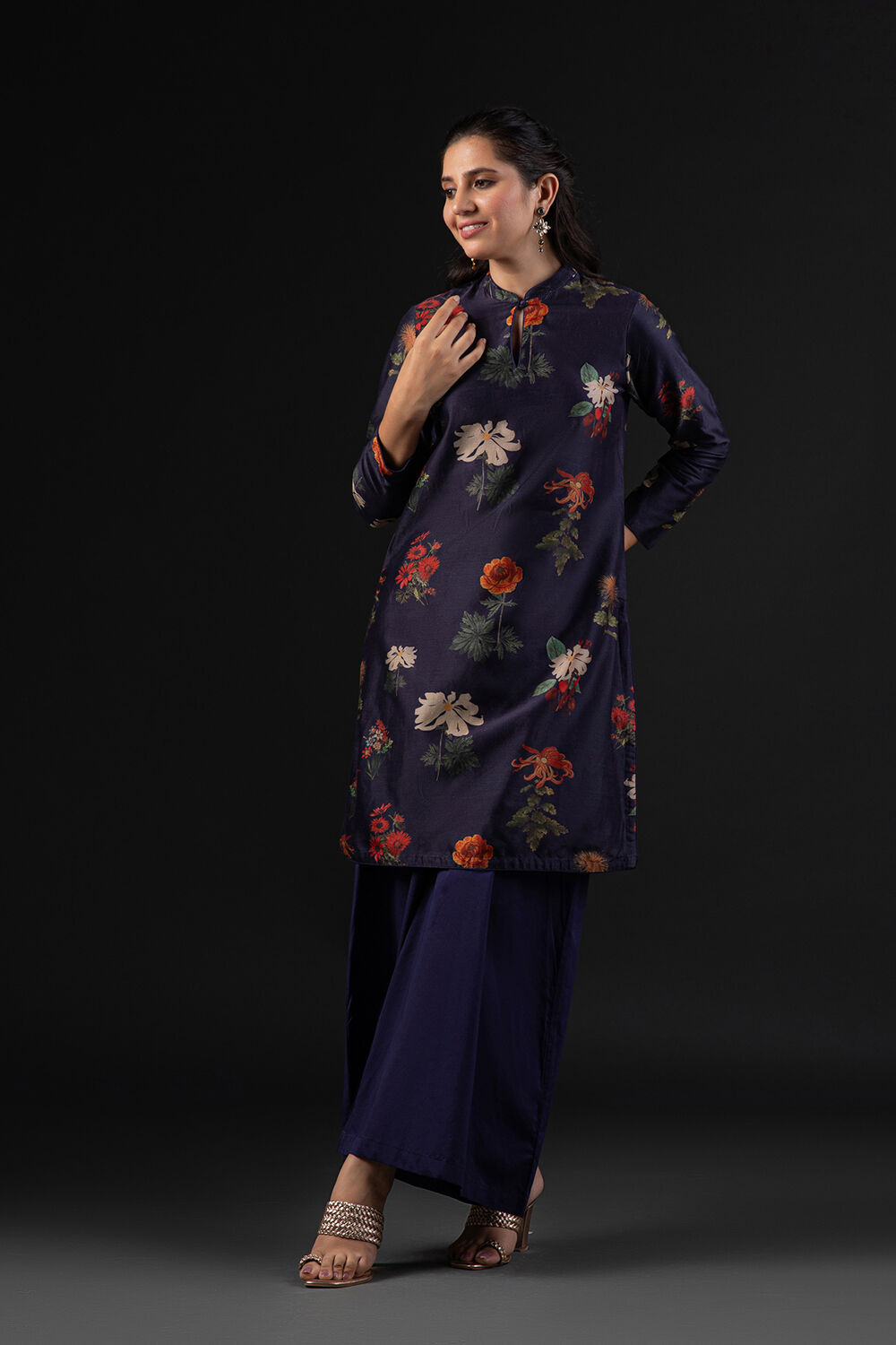 Rohit Bal Off White Cotton Silk Straight Printed Kurta Set image number 7