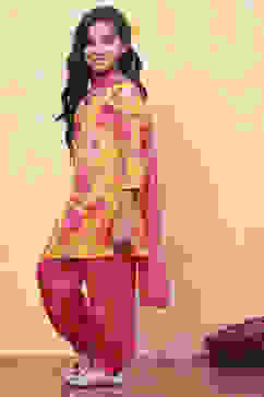 Yellow and Pink Viscose Blend Floral Straight Suit Set image number 3