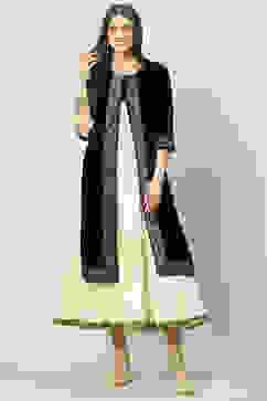 Black Velvet Front Open 2 Piece Set image number 6