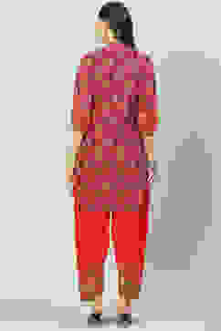 Red Cotton Straight Kurta Salwar Pant Suit Set image number 4