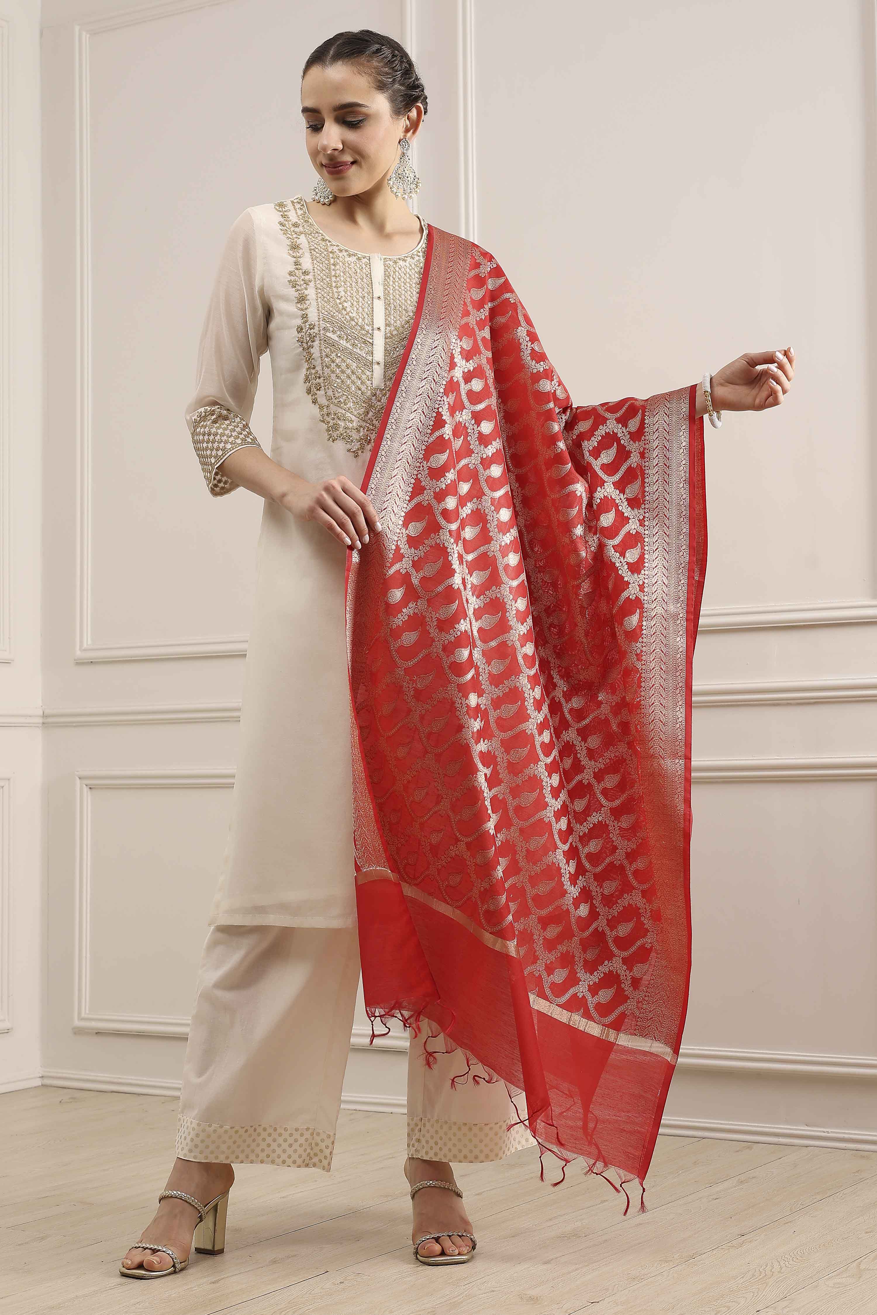 Red Polyester Yarndyed Dupatta image number 1