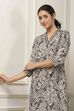 Grey & White Cotton Floral Printed Straight Kurta image number 6