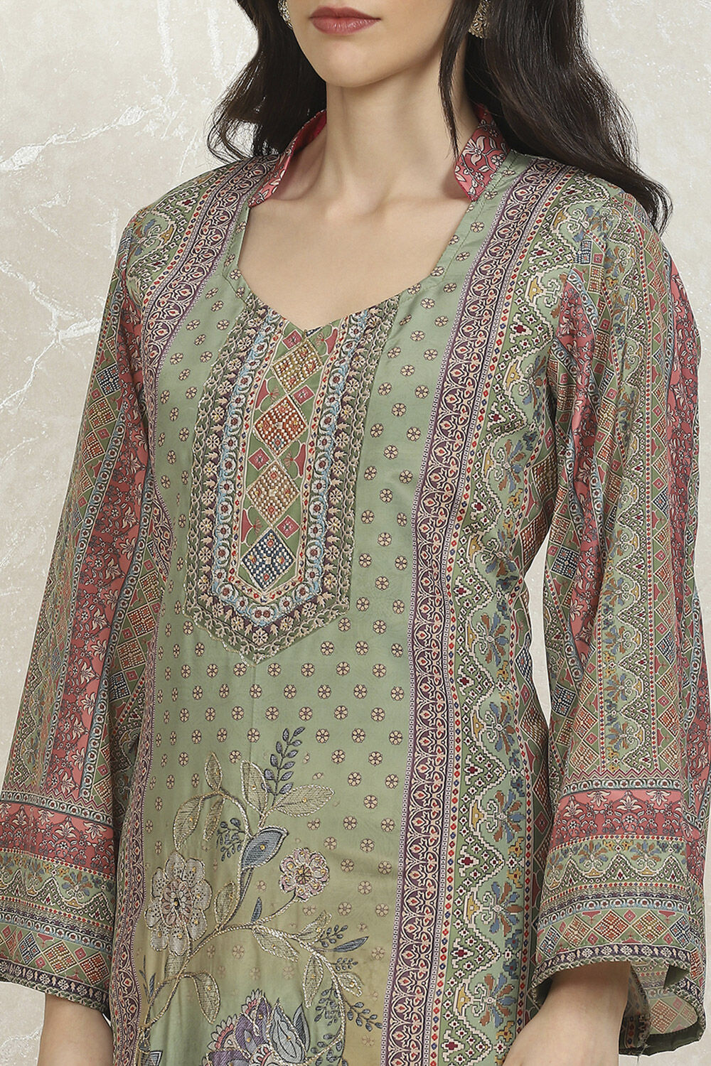 Green Crepe Printed Unstitched Suit Set image number 2