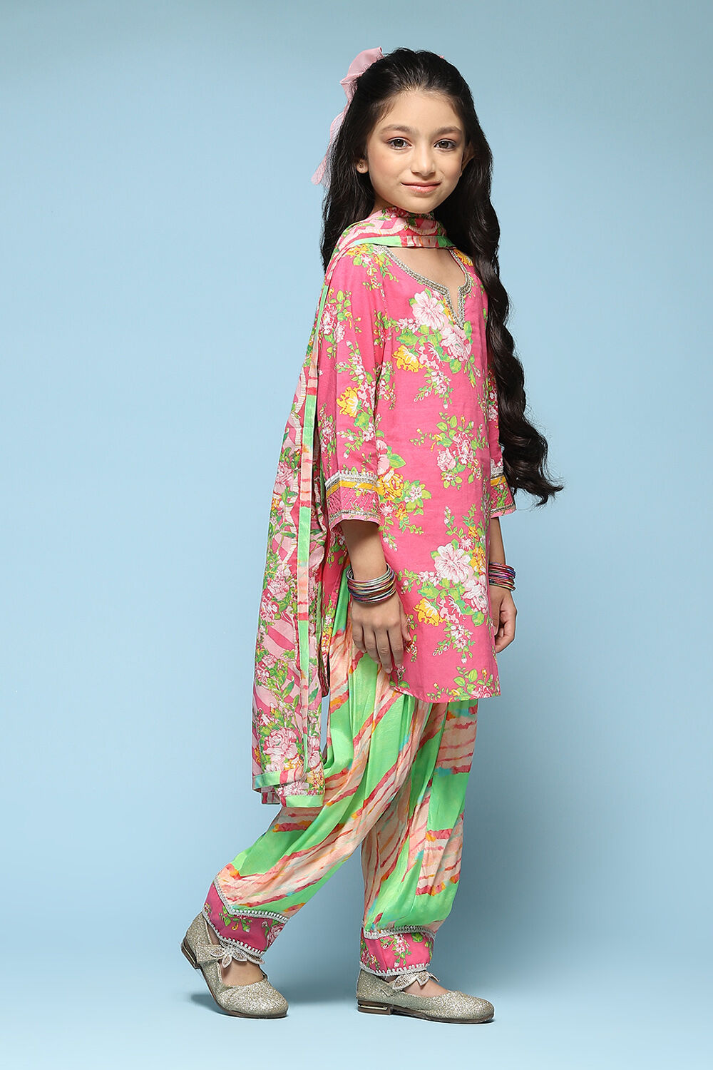 Pink & Green Cotton Straight Printed Suit Set image number 6