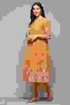 Yellow Cambric Flared Kurta Pant Suit Set image number 3