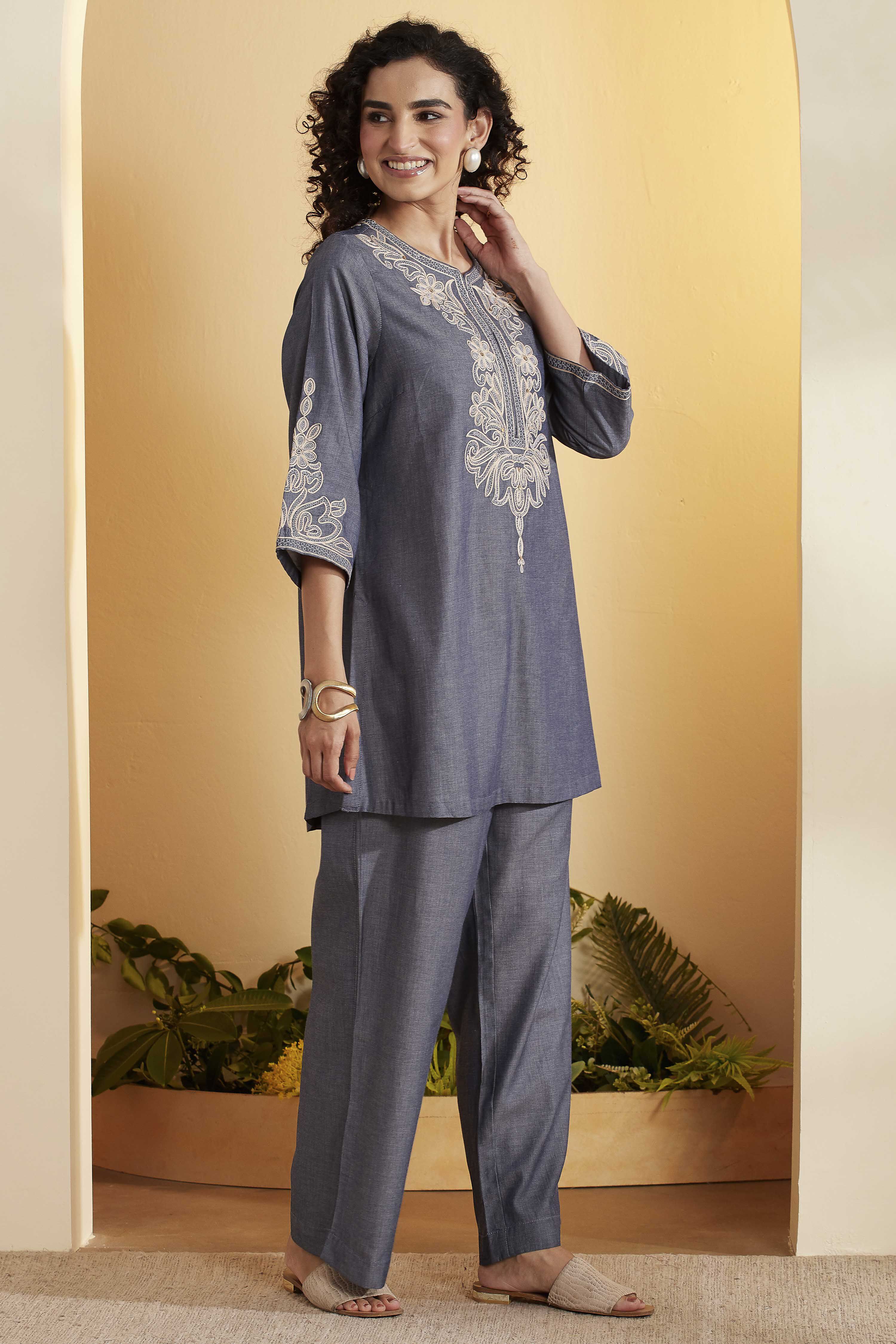 Blue Tencel Straight Suit Set image number 4
